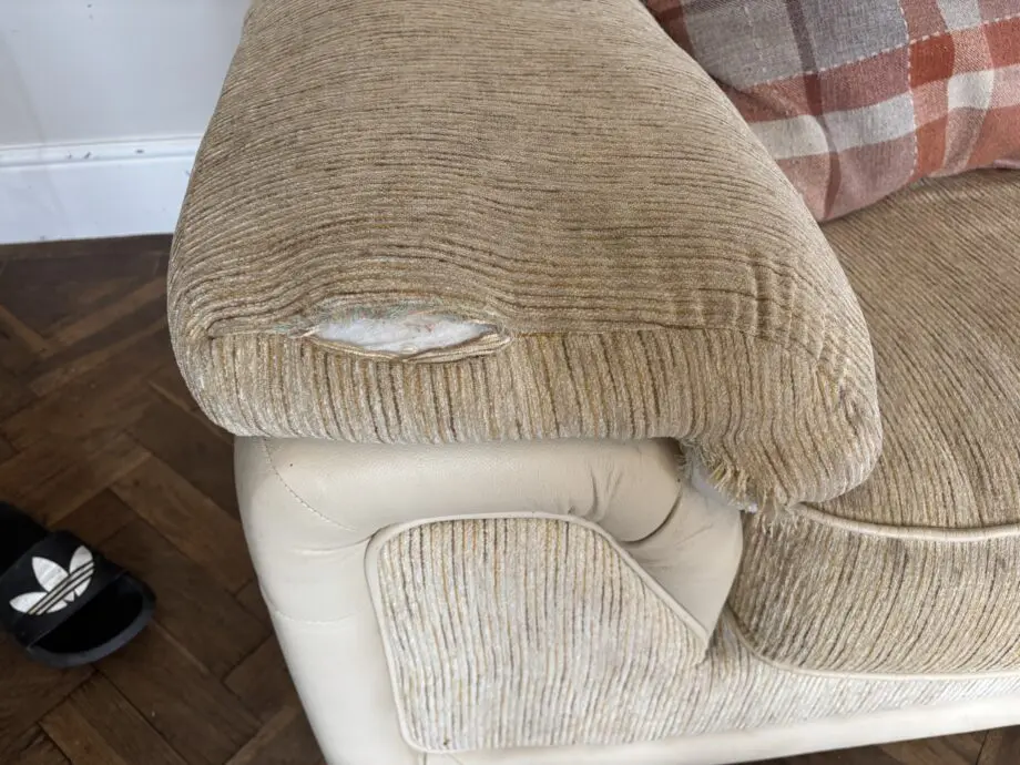 Cream/Beige Sofa Set
