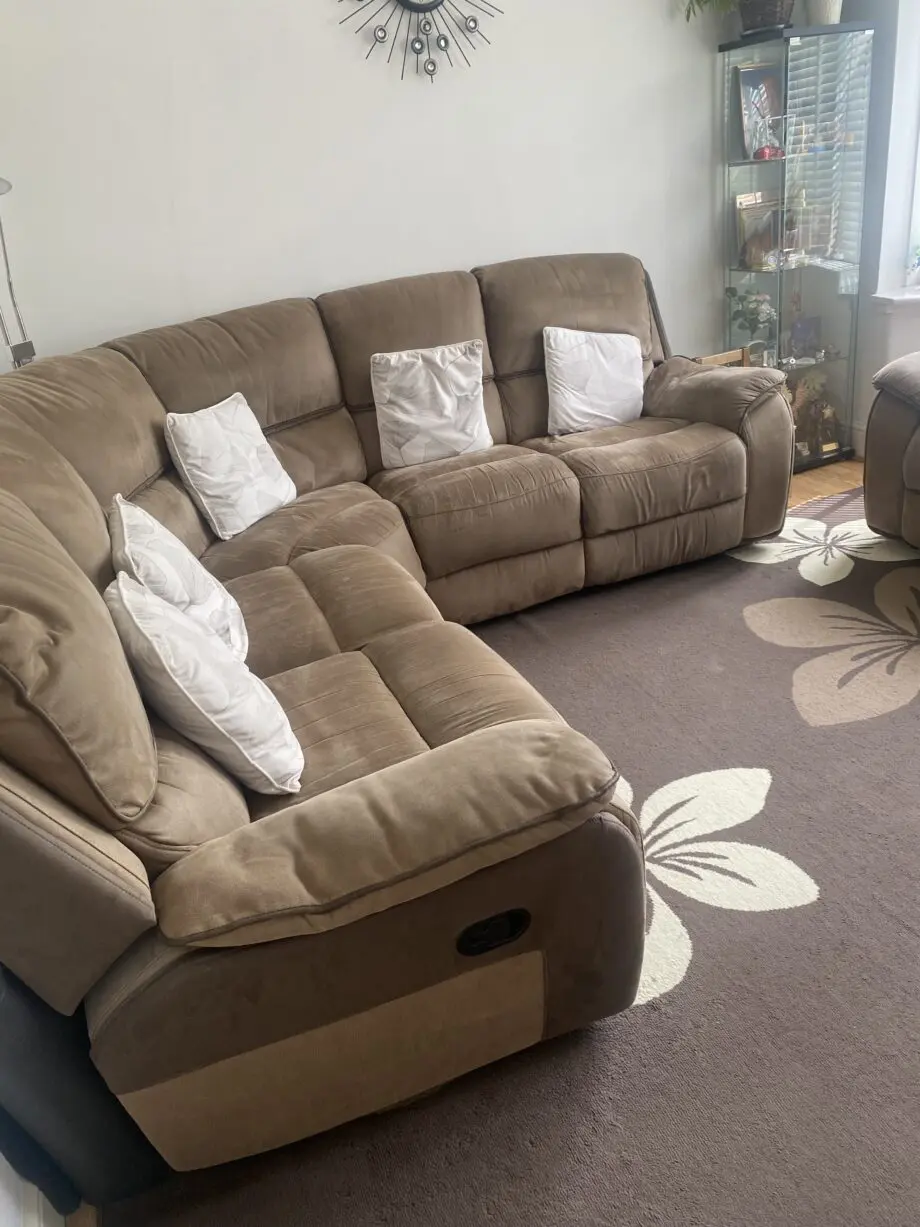 5 seater recling corner sofa & 2 seater recling sofa