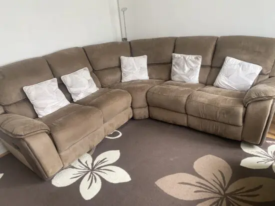 5 seater recling corner sofa & 2 seater recling sofa