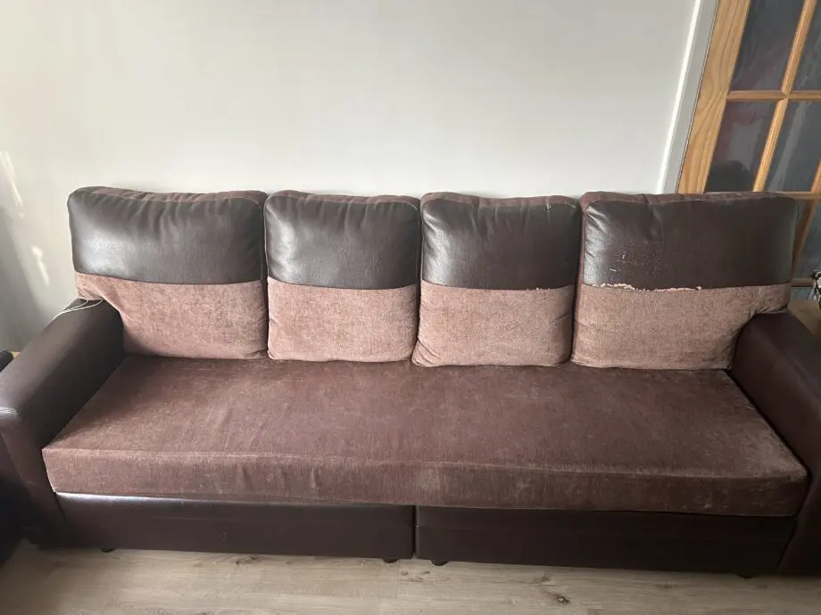 Sofa set