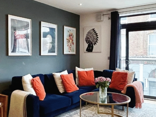 Snug - Big chill corner sofa in Blue velvet