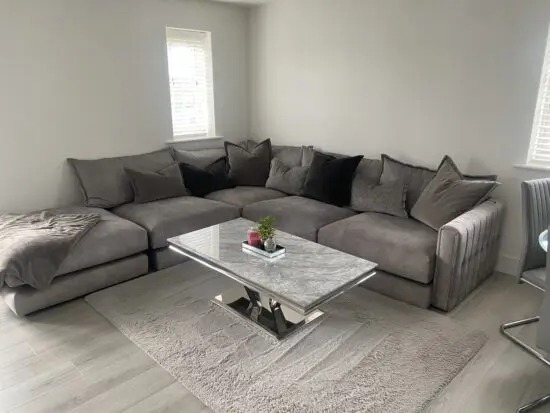 DFS INDULGENCE RIGHT ARM 4 PIECE CORNER SOFA SILVER (EXCEPTIONAL CONDITION)