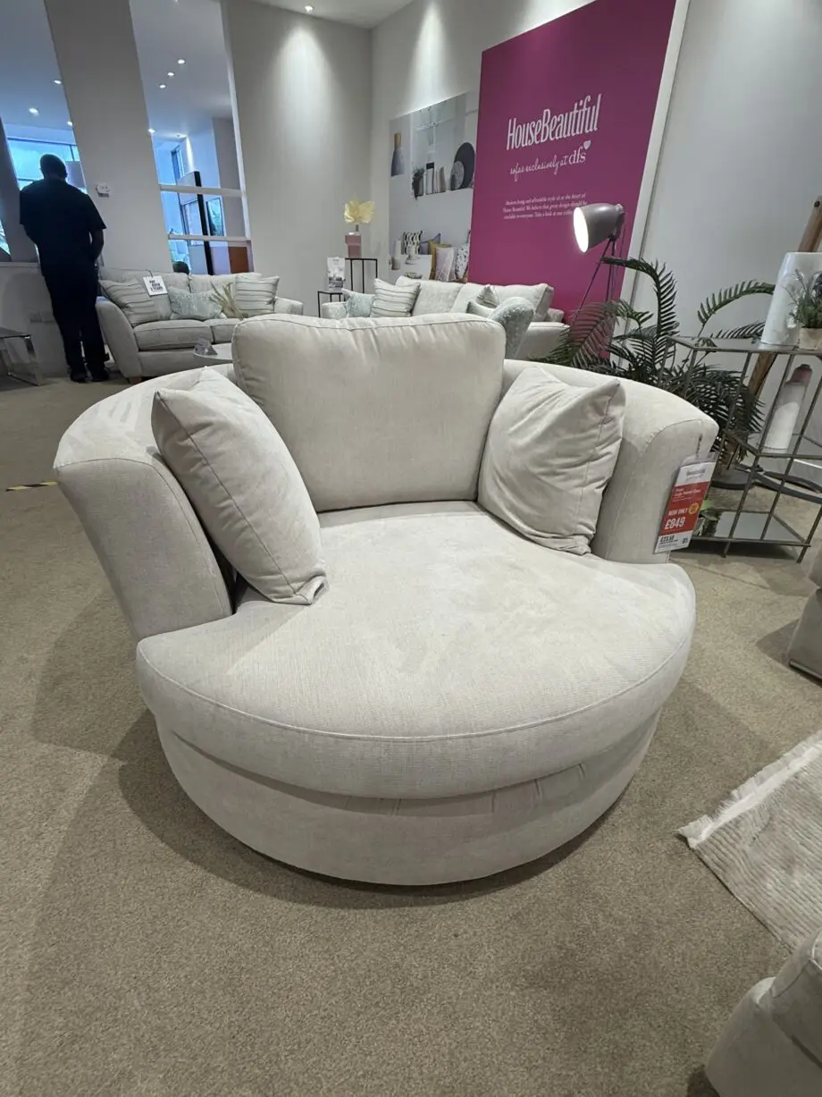 FREYA 4 seater sofa & Love chair