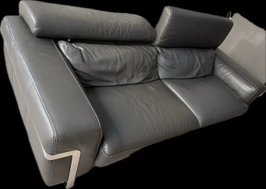 100% Genuine Leather Sofa 2.5 seater (read descriptions)