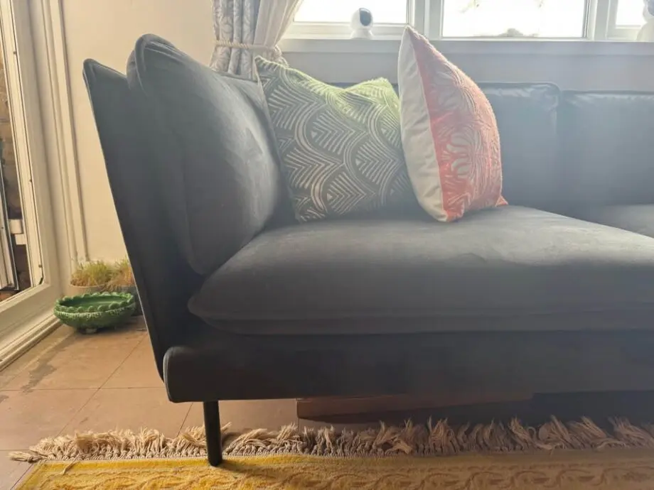 Stylish & Comfortable Dark Blue Velvet 2-Seater Sofa