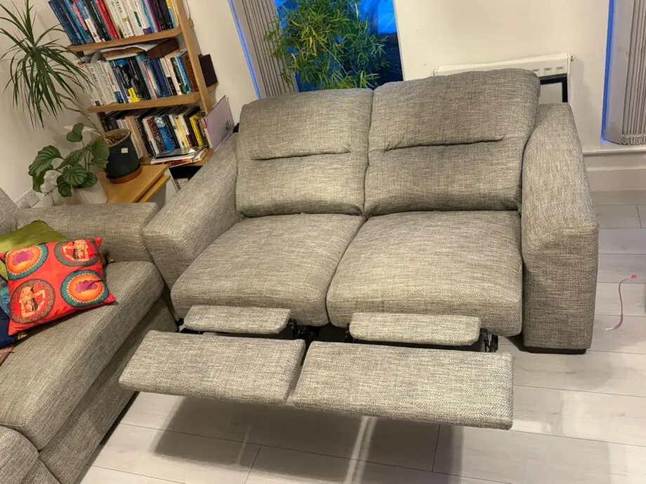 Luxurious 3-Piece Electric Reclining Sofa Set – Perfect for WFH or TV Nights!