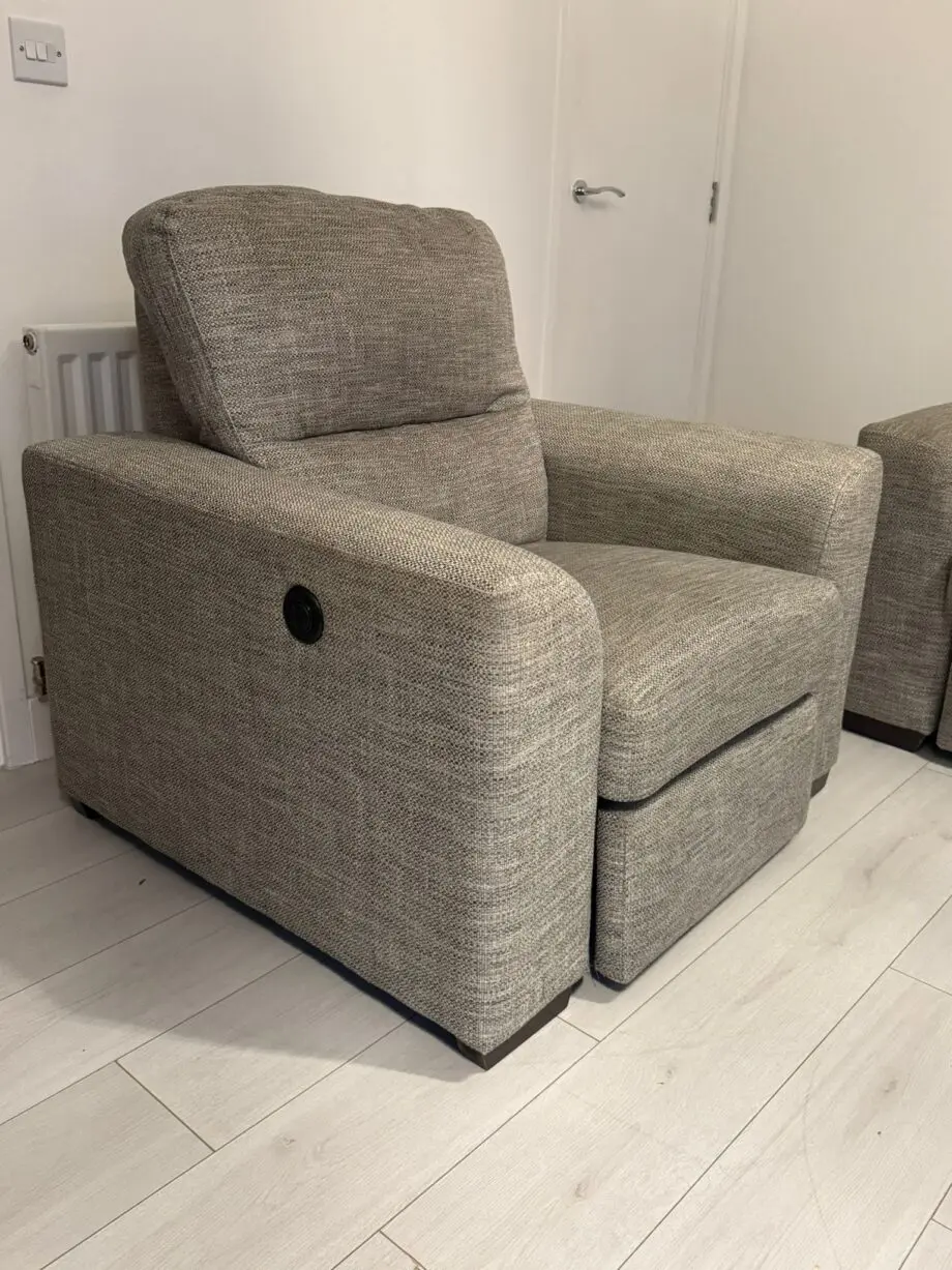 Luxurious 3-Piece Electric Reclining Sofa Set – Perfect for WFH or TV Nights!