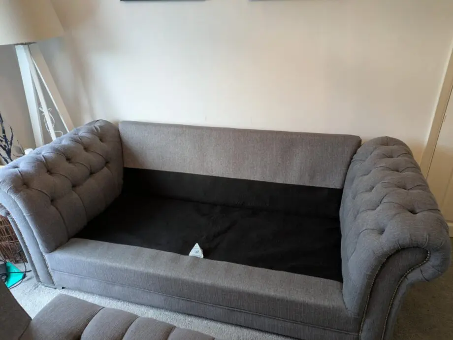 Grey Chesterfield Style 3 Seater Sofa with Footstool
