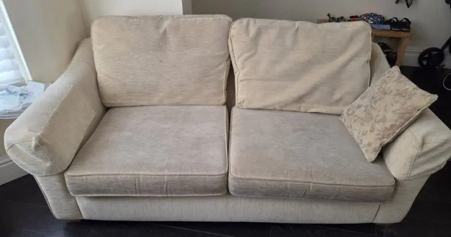 Beige two-seater sofa 🤩💫✨