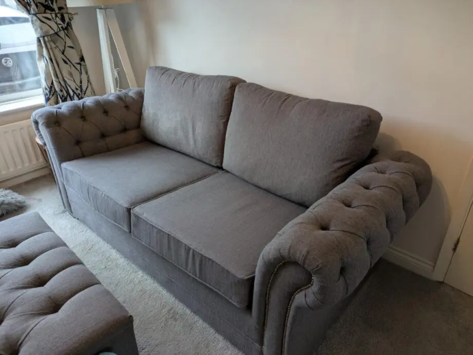 Grey Chesterfield Style 3 Seater Sofa with Footstool