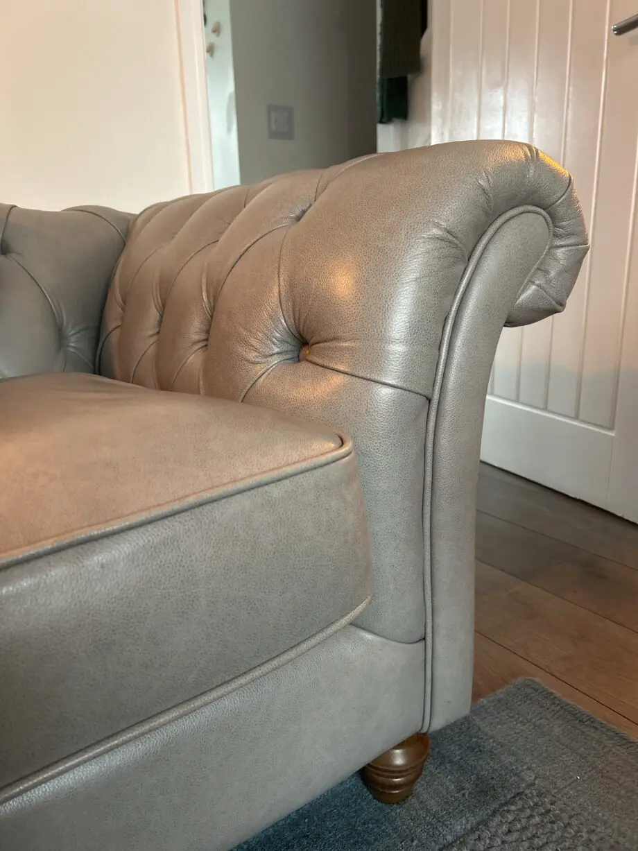 Thomas Lloyd Cambridge 2 seater bespoke leather (Milton fog)