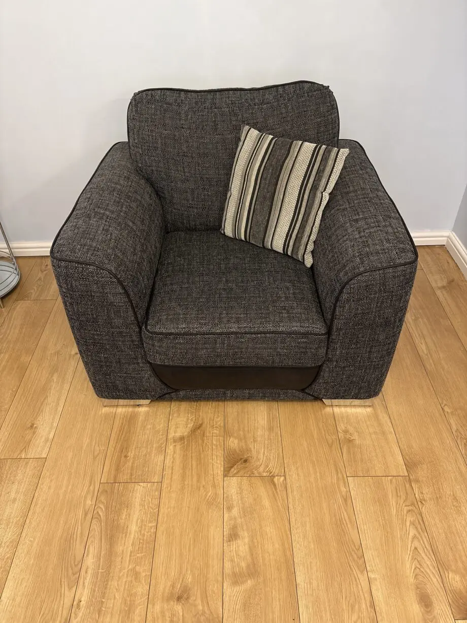 SCS Monty grey armchair