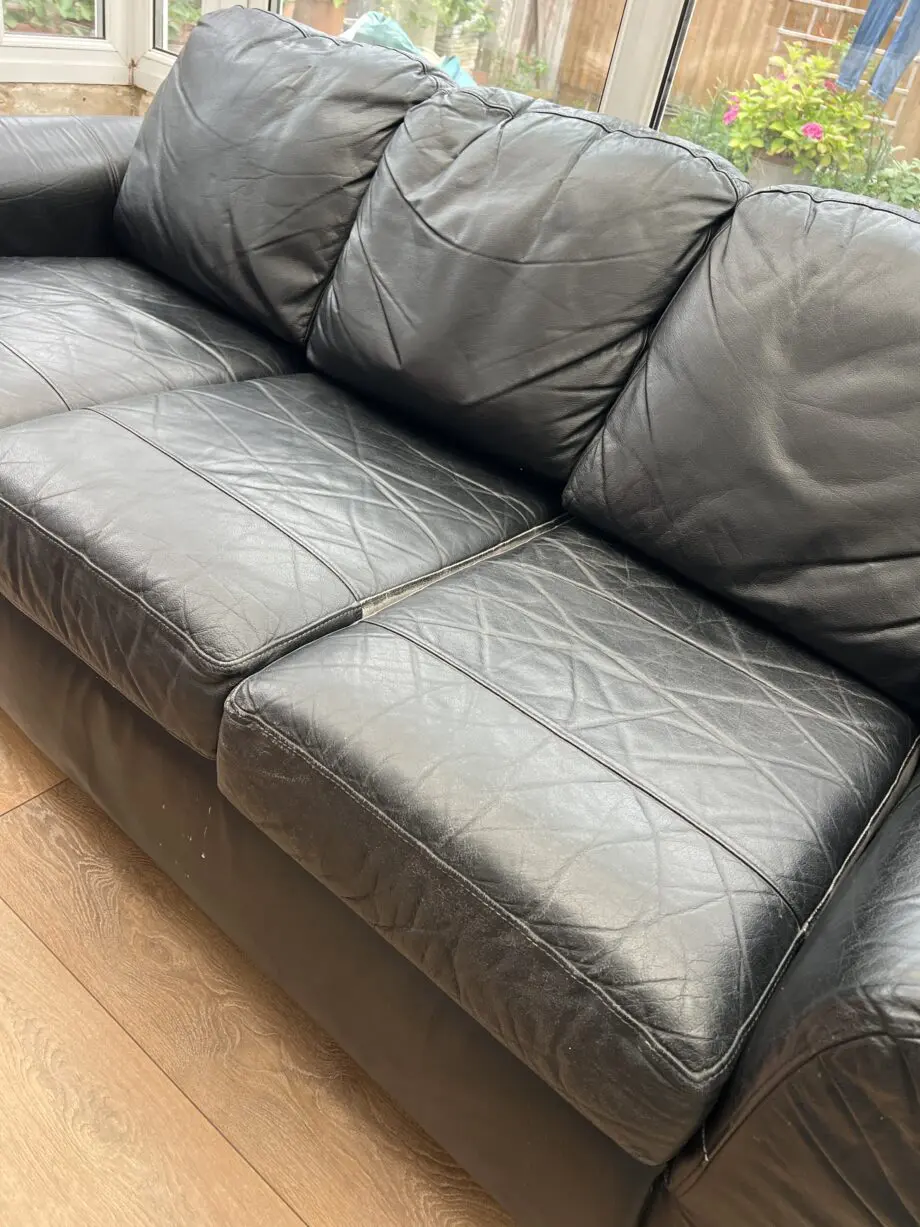 Forniture Village, Black in leather, 3 seater sofas