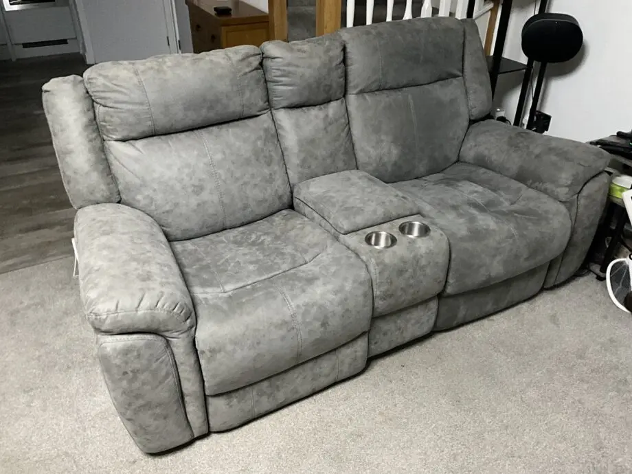 SCS Endurance 2 seater power recliner with console and 2 seater static
