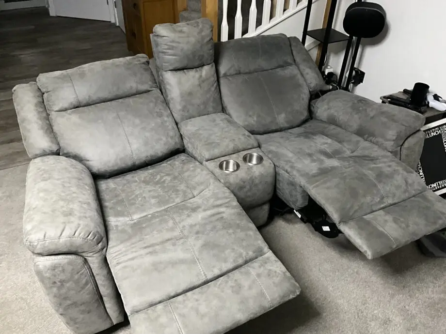 SCS Endurance 2 seater power recliner with console and 2 seater static