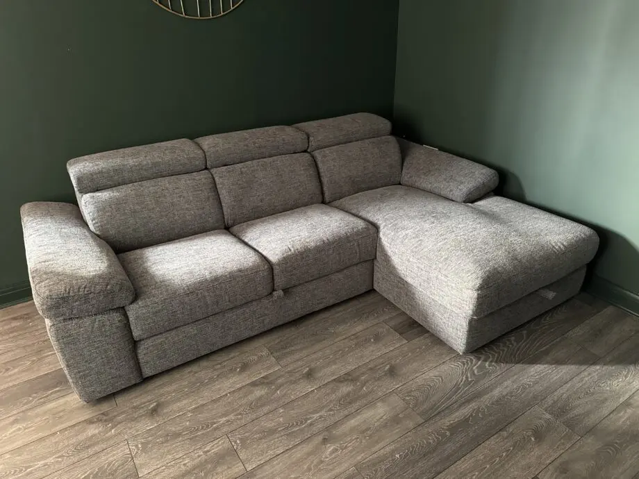 Brand New SCS Quercioli 3 Seater Sofa Bed with Right Hand Facing Lounger with Storage in Garofano-863