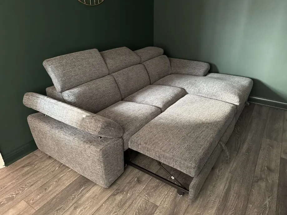 Brand New SCS Quercioli 3 Seater Sofa Bed with Right Hand Facing Lounger with Storage in Garofano-863