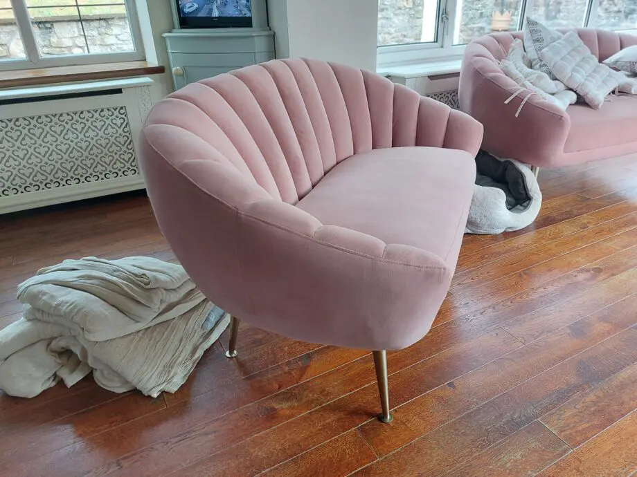 X2 pink modern sea shell sofas