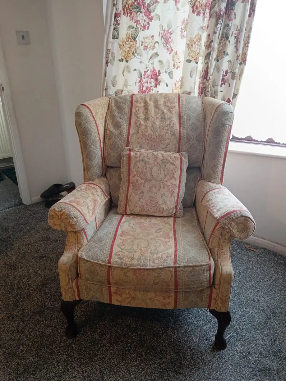 Sofa set floral pattern