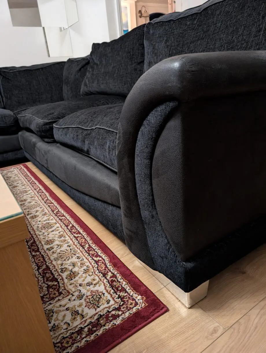 Black Scs Sofa set - excellent condition