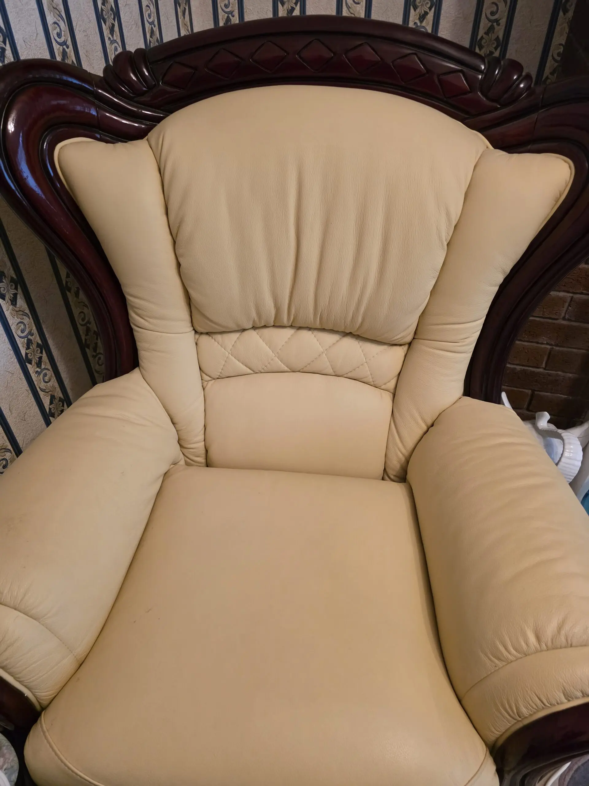 Italian leather 3 piece suite for sale