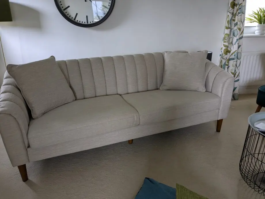 2 identical skandi style ribbed back sofas sof