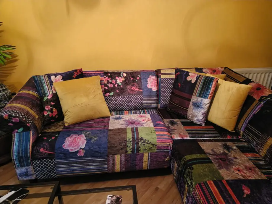 Stylish, multicoloured corner sofa