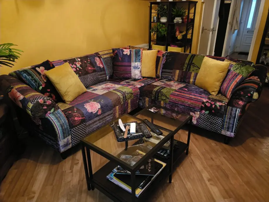 Stylish, multicoloured corner sofa