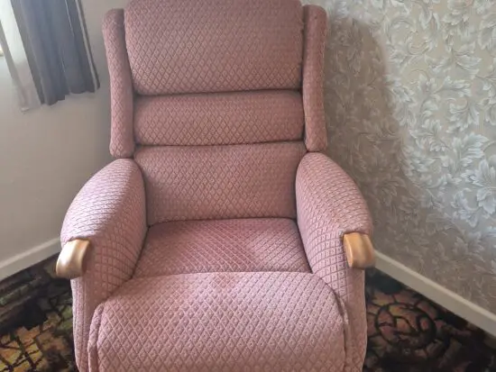 2 x Manual Recliner Chair