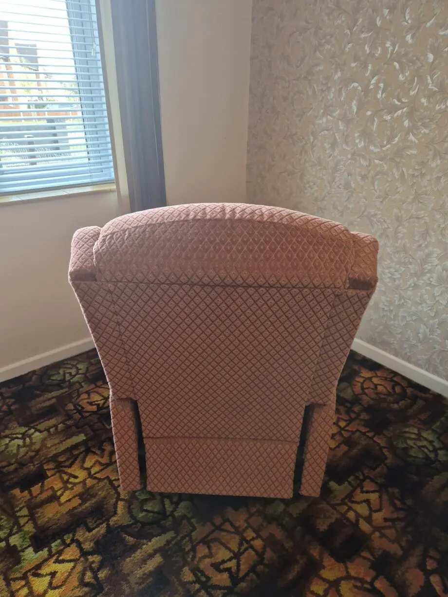 2 x Manual Recliner Chair
