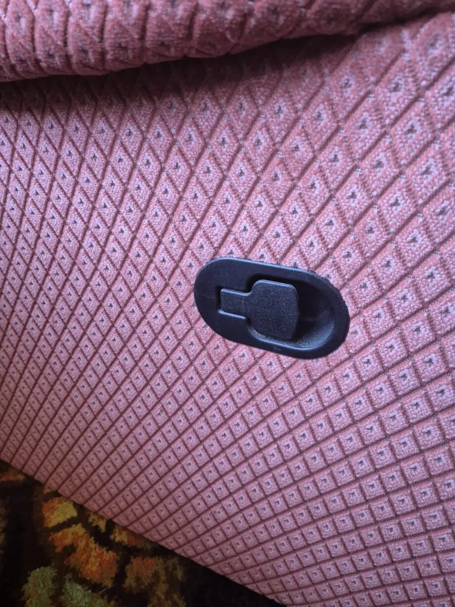 2 x Manual Recliner Chair