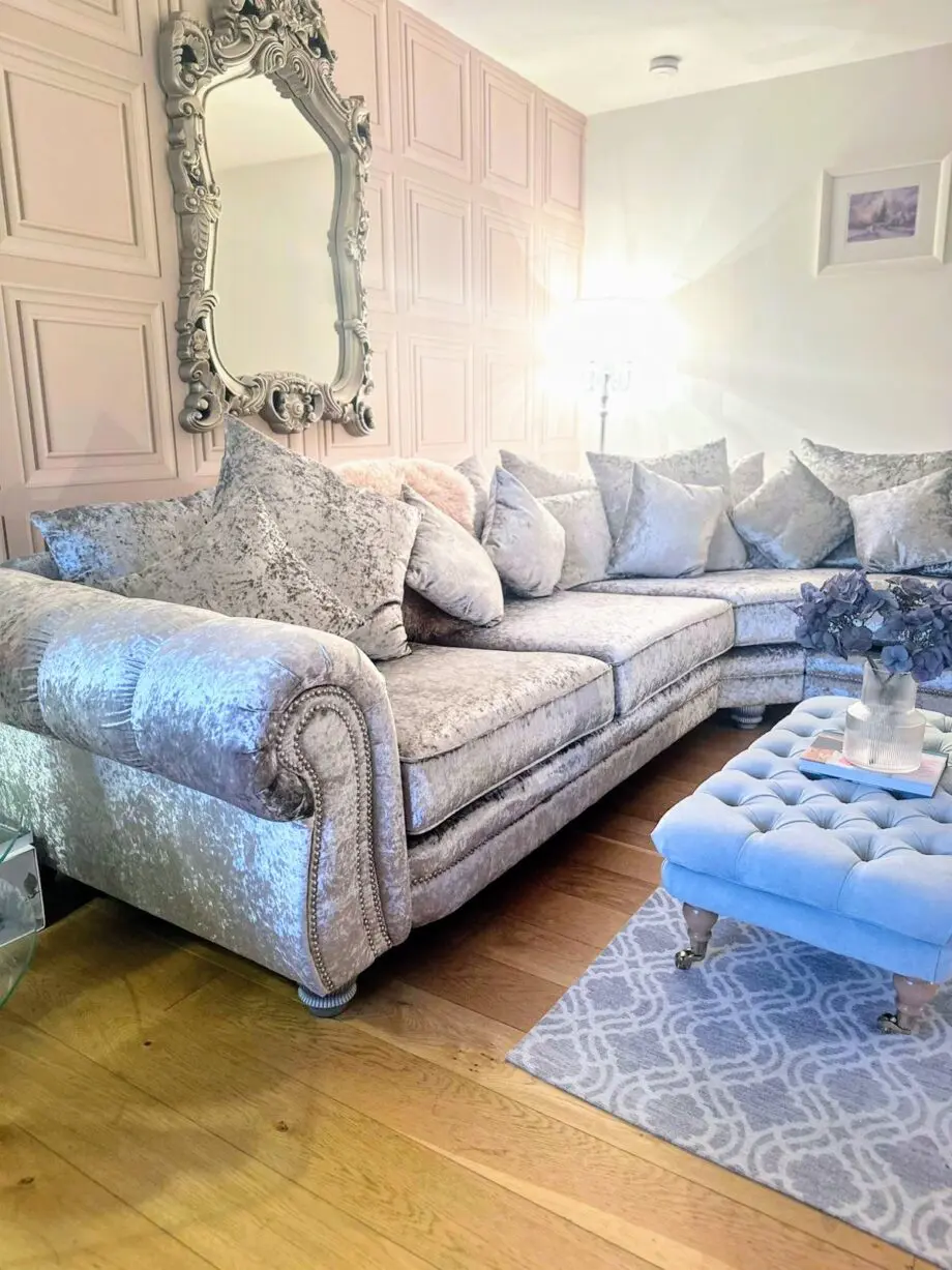Stunning DFS nearly new luxurious corner sofa, snuggler chair and matching footstool