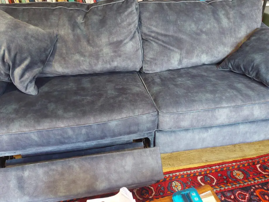 Neptune UK made sofa - 3 seater motion