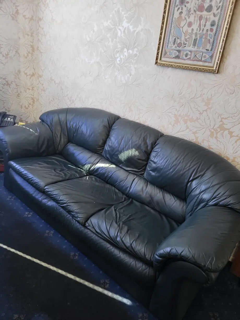 Dark green sofa set