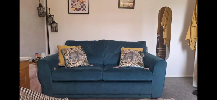 DFS Teal Velvet Kian Sofa