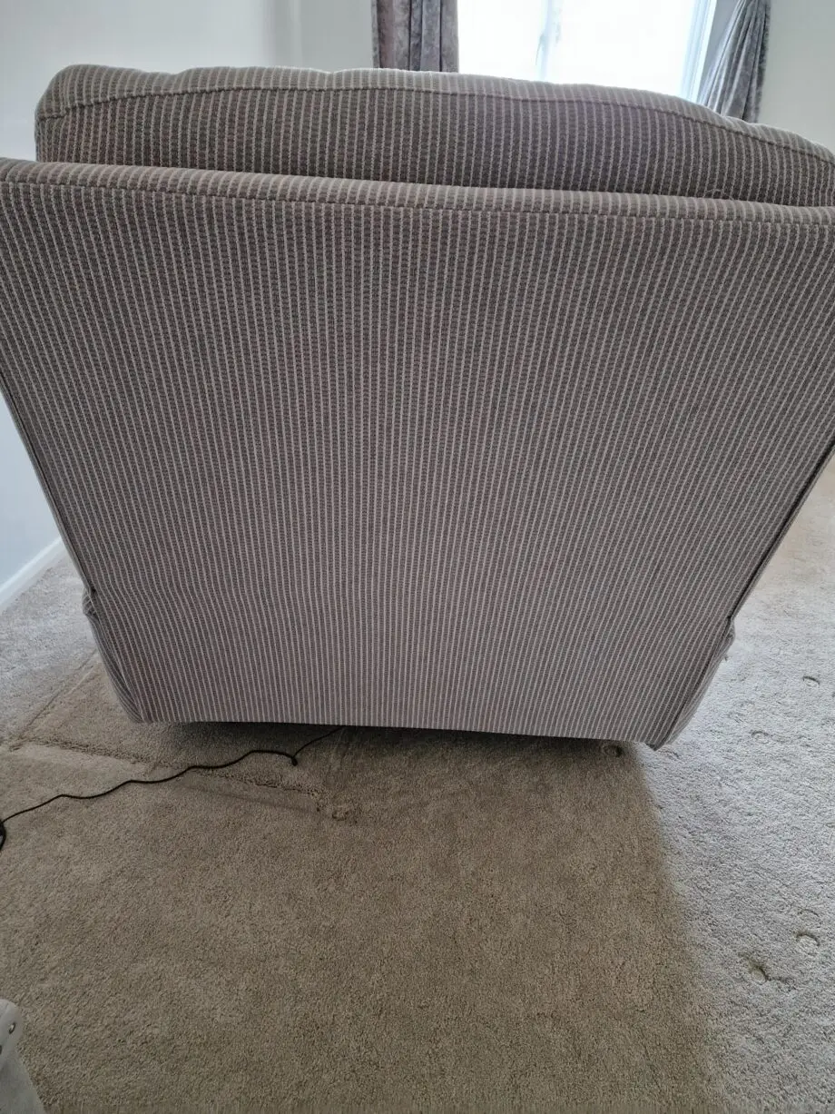 DFS Laz-Y-Boy Tamla Power Recliner, Silver, Battery pack