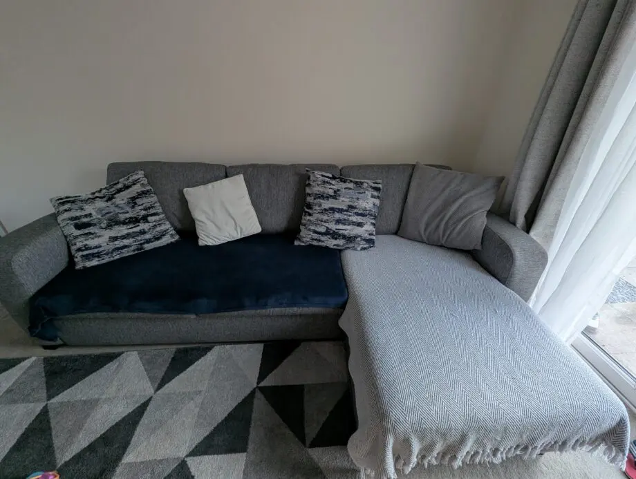 FFS Layla 3-seater sofa