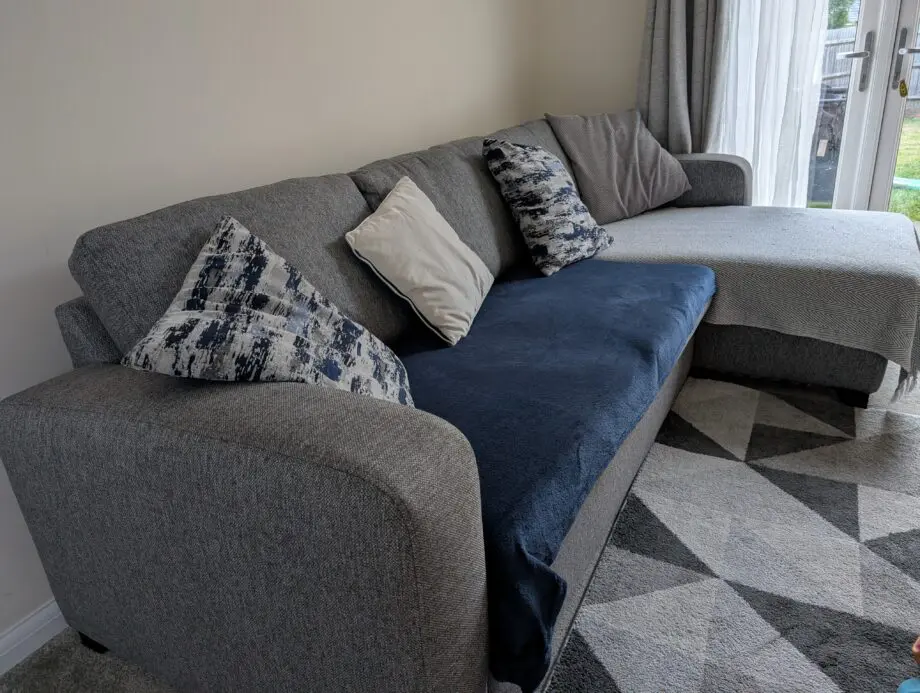 FFS Layla 3-seater sofa