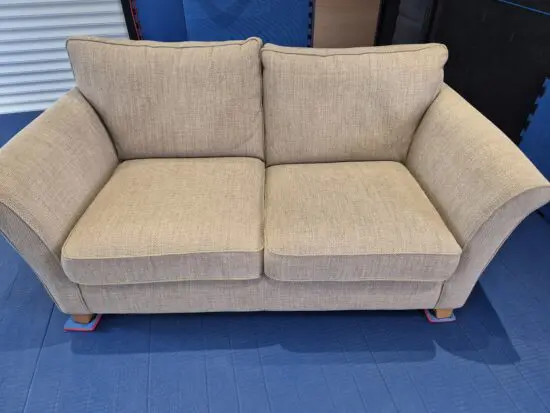 Next two seater sitee