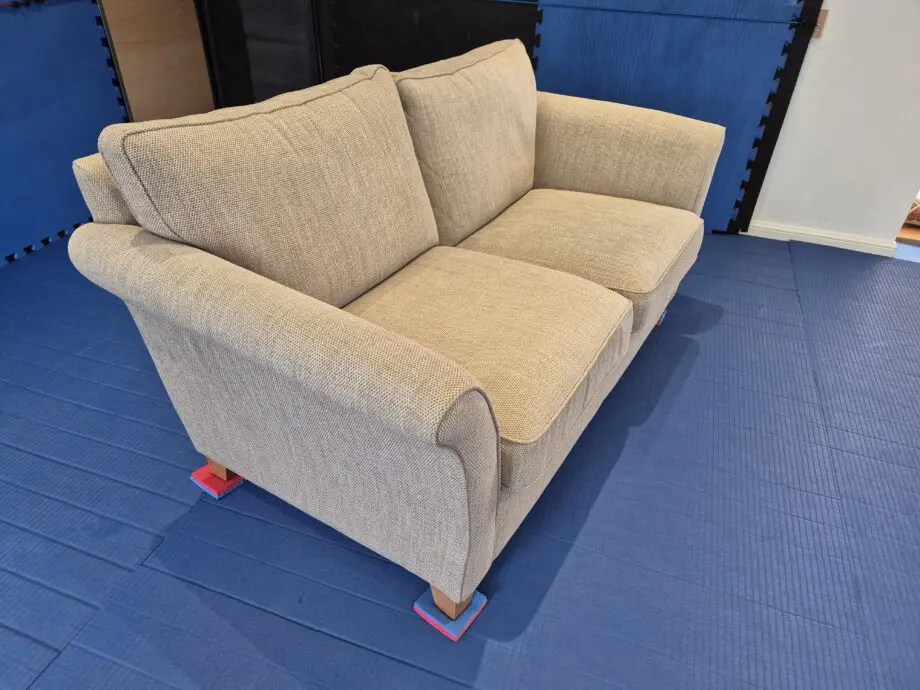 Next two seater sitee