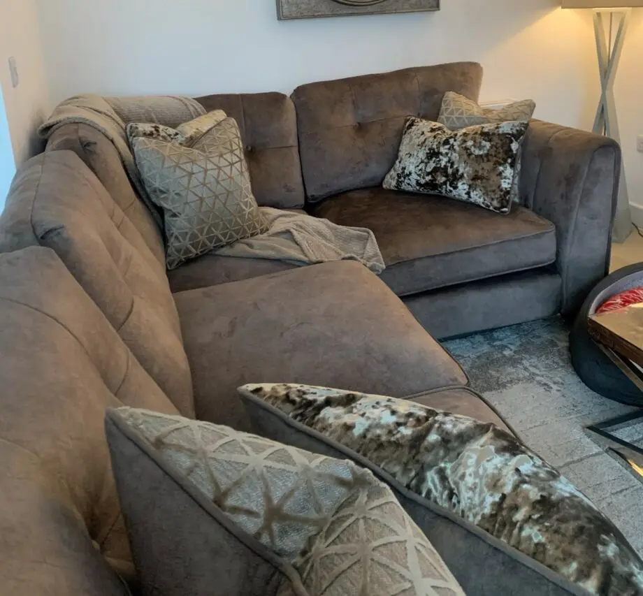 Ariana Large Fabric Classic Back Corner Sofa