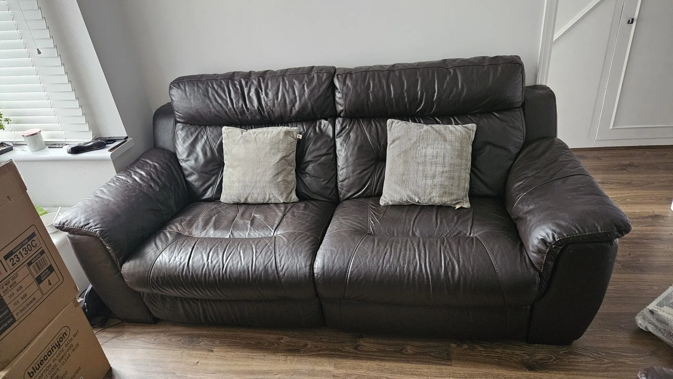 Brown Leather recliner sofer set