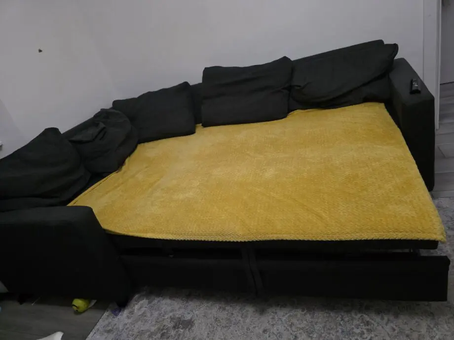 Corner sofa bed