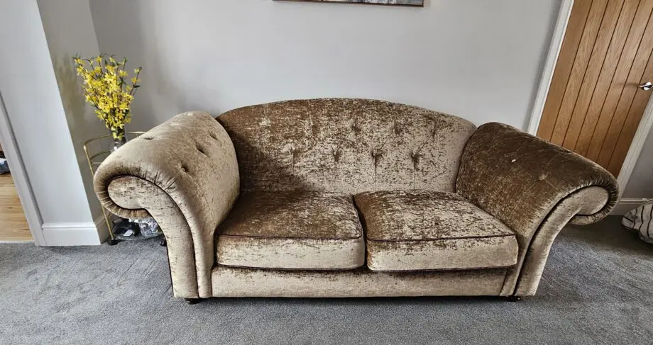 Gold sofa chesterfield style