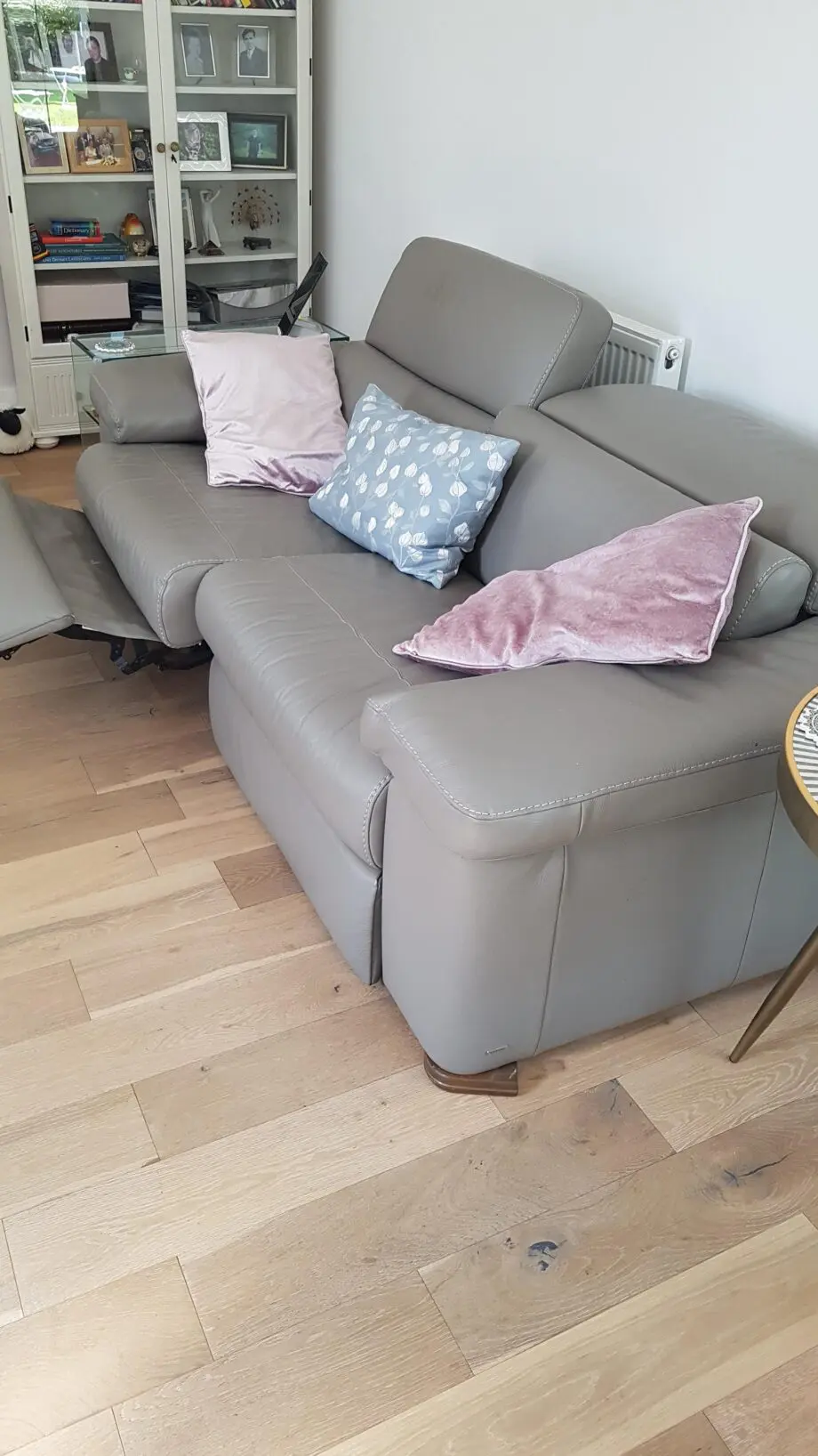 Natuzzi Molari 3 str. electric double recliner
