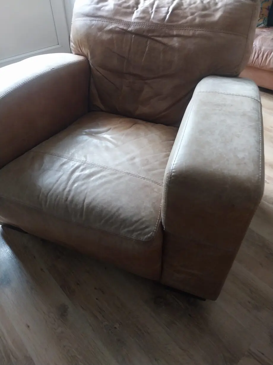 DFS Caesar tan Armchair