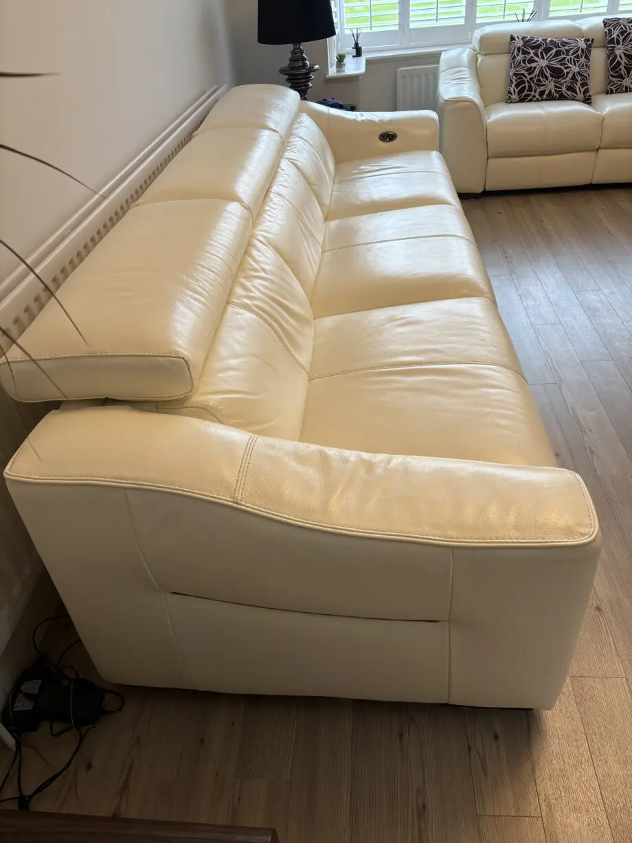 Furniture Village 4 seater electric incliner sofa - White