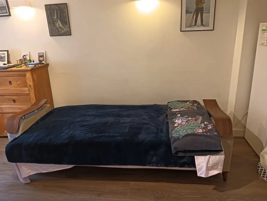 3 seater sofa bed with storage