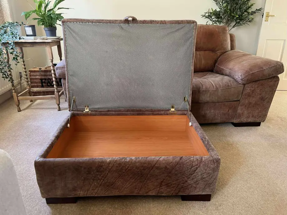 Alessia Leather Sofa in Rawhide Espresso (Natural Brown) Leather 3 Seater Sofa w/ Footstool