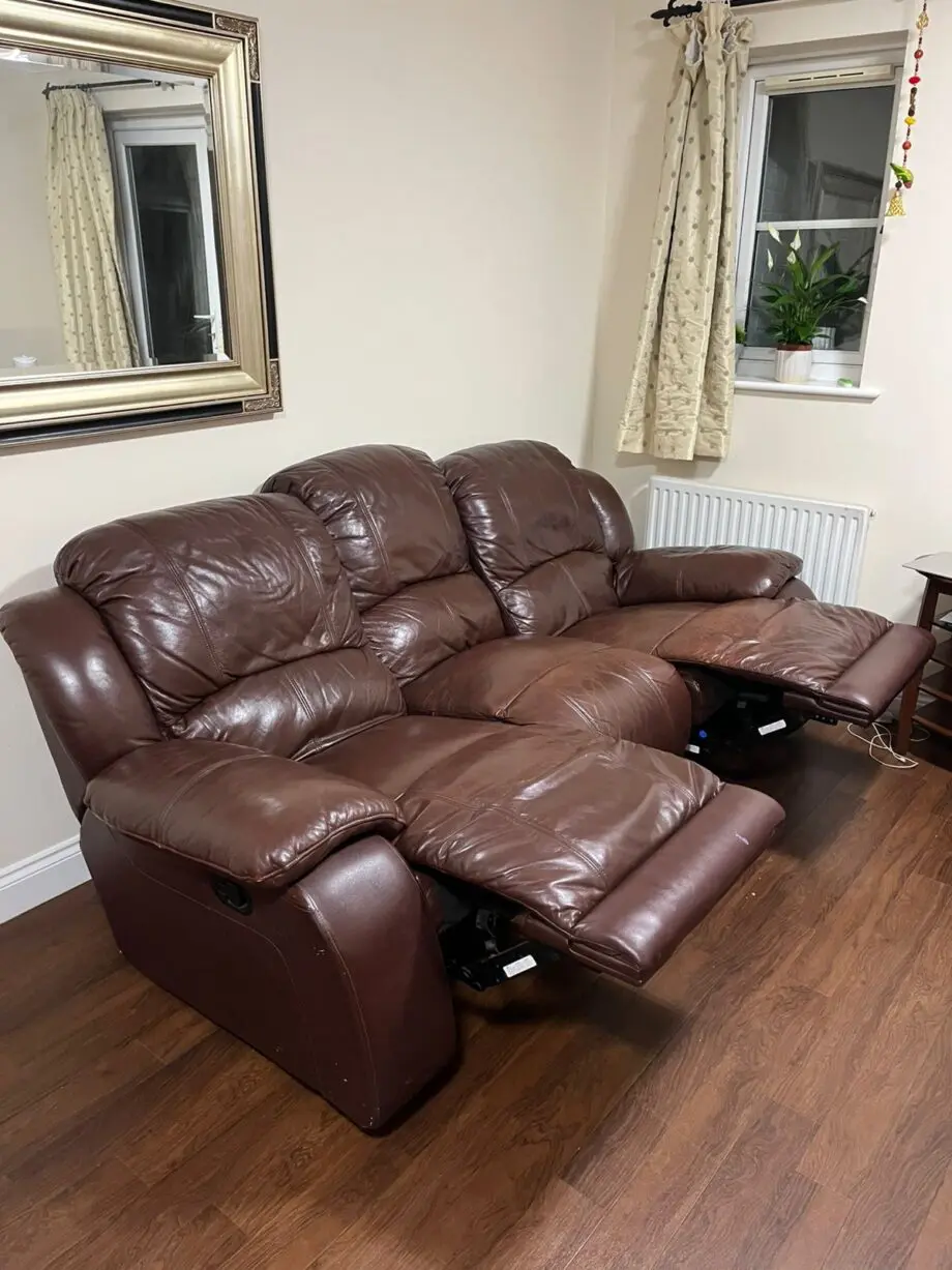 3 seater leather sofa with recliners